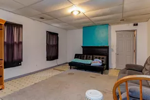 372 E Washington St, New Castle, PA 16101 - Photo 11