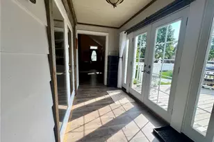 217 Pennsylvania Ave, Zelienople, PA 16063 - Photo 19