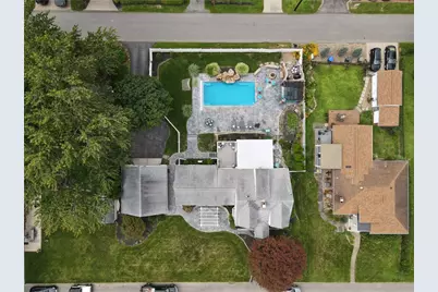 217 Pennsylvania Ave, Zelienople, PA 16063 - Photo 3