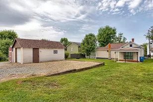 242 Olive St, Hempfield Township, PA 15639 - Photo 29