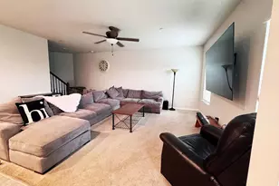 142 Melinda Ct, Ohio Township, PA 15143 - Photo 5