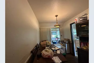 2197 Village Dr, Pittsburgh, PA 15221 - Photo 11