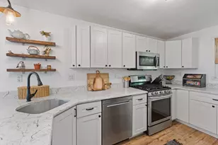486 Lindsay Rd, Scott Township, PA 15106 - Photo 5