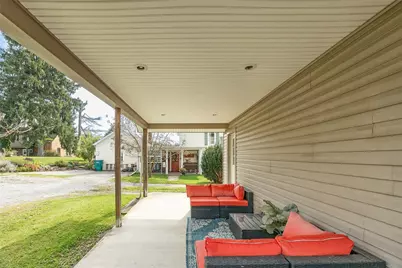 1000 Main St, Volant Boro, PA 16156 - Photo 9