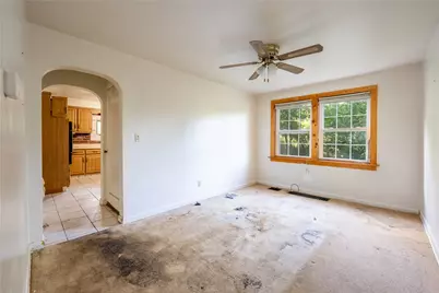765 Pellis Rd, Hempfield Township, PA 15601 - Photo 5