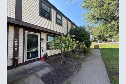 3086 Dara Dr, South Park, PA 15129 - Photo 1