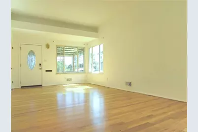 10901 Highpoint Dr, Pittsburgh, PA 15235 - Photo 7