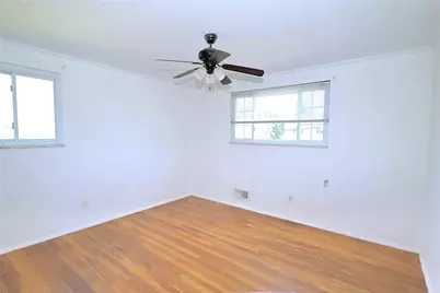 10901 Highpoint Dr, Pittsburgh, PA 15235 - Photo 15