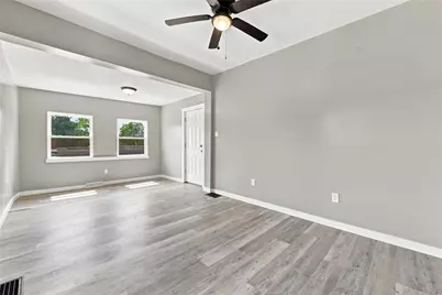 221 Vine St, Canonsburg, PA 15317 - Photo 13