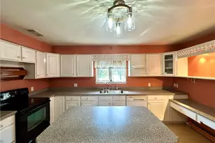 625 Rich Dr, Hickory Township, PA 16101 - Photo 19