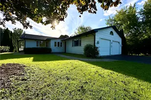 625 Rich Dr, Hickory Township, PA 16101 - Photo 3