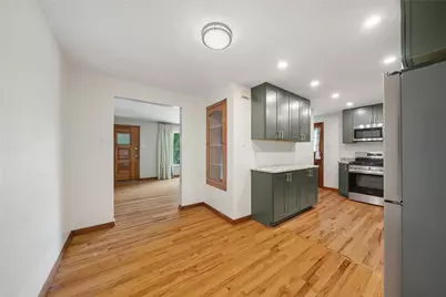 4549 Gates Dr, Munhall, PA 15120 - Photo 13