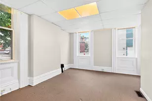 2719 Larkins Wy, Pittsburgh, PA 15203 - Photo 11
