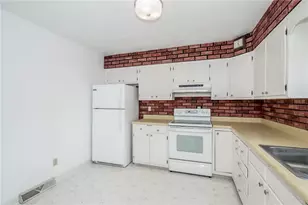 70 Shryock Ave, White Township, PA 15701 - Photo 9