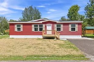 69 S Summit Rd, West Salem Township, PA 16125 - Photo 1