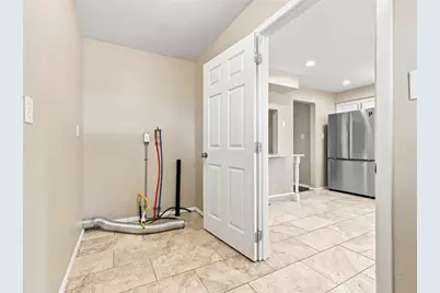 4136 Gladstone St, Pittsburgh, PA 15207 - Photo 17