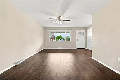 4136 Gladstone St, Pittsburgh, PA 15207 - Photo 9