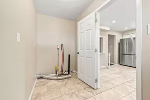 4136 Gladstone St, Pittsburgh, PA 15207 - Photo 17