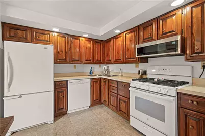 2898 Cedar Street, Bethel Park, PA 15012 - Photo 17