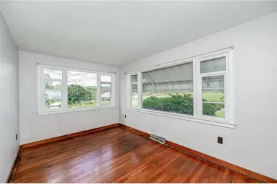 1233 Margaret Rd, Cowanshanock Township, PA 16201 - Photo 21