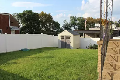2120 Vermont Ave, West Mifflin, PA 15122 - Photo 31