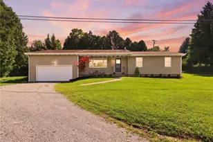 1820 McKelvey Rd, Ligonier Township, PA 15658 - Photo 1