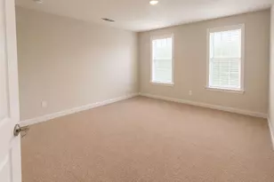 5721 Sabato Dr, North Huntingdon, PA 15642 - Photo 21
