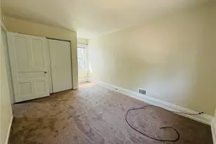 2842 Harcum Wy, Pittsburgh, PA 15203 - Photo 13