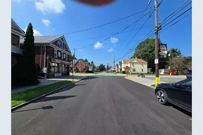 607 E 24th St, Erie City, PA 16503 - Photo 27