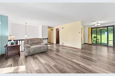 628 Ray Dr, Carnegie, PA 15106 - Photo 11
