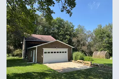 4124 Hemlock Rd, Green/Commdre/Prchse, PA 15724 - Photo 3