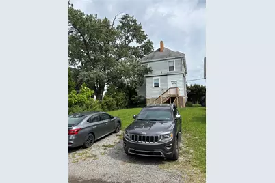 2442 Pioneer Avenue, Pittsburgh, PA 15226 - Photo 3