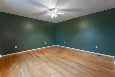 159 Walnut Dr, Economy, PA 15005 - Photo 11