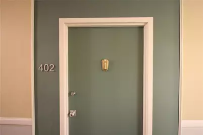 128 N Craig St #402, Pittsburgh, PA 15213 - Photo 1