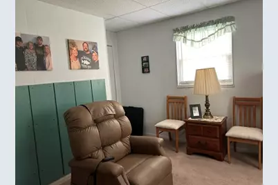 534 Grant St, Springdale Boro, PA 15144 - Photo 3