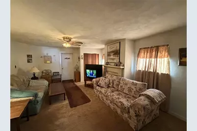 1029 Chartiers Ave, Elliott, PA 15220 - Photo 9