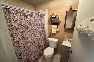 1029 Chartiers Ave, Elliott, PA 15220 - Photo 13
