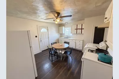 1029 Chartiers Ave, Elliott, PA 15220 - Photo 5