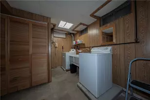 101 E Fairfield Ave, New Castle, PA 16105 - Photo 21