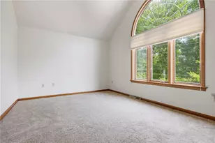 1110 W Ridge Rd, Pittsburgh, PA 15101 - Photo 17