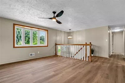 3027 Pitchfork Dr, Kennedy Township, PA 15136 - Photo 13