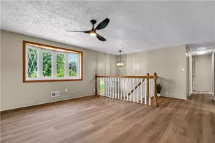 3027 Pitchfork Dr, Kennedy Township, PA 15136 - Photo 13