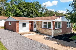 3033 Fairway Dr, New Kensington, PA 15068 - Photo 1