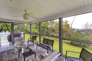 246 Picture Dr, Pittsburgh, PA 15236 - Photo 17