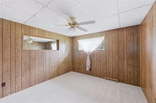 1114 Fairlawn Ln, Pittsburgh, PA 16424 - Photo 23