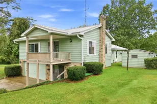 1114 Fairlawn Ln, Pittsburgh, PA 16424 - Photo 5