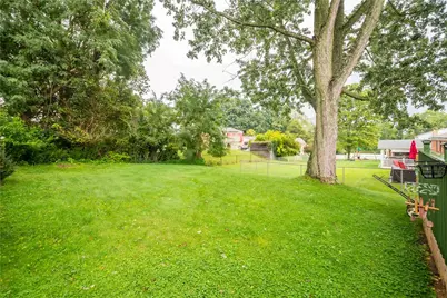 1525 Leona Ave, South Park, PA 15129 - Photo 31