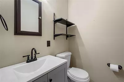 1525 Leona Ave, South Park, PA 15129 - Photo 21
