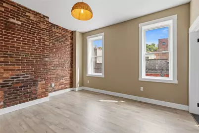 925 Constance St, Pittsburgh, PA 15212 - Photo 11