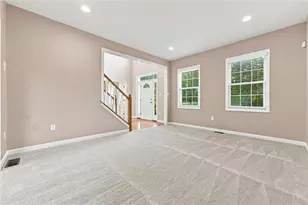 400 Hidden Meadow Dr, Cranberry Township, PA 16066 - Photo 19